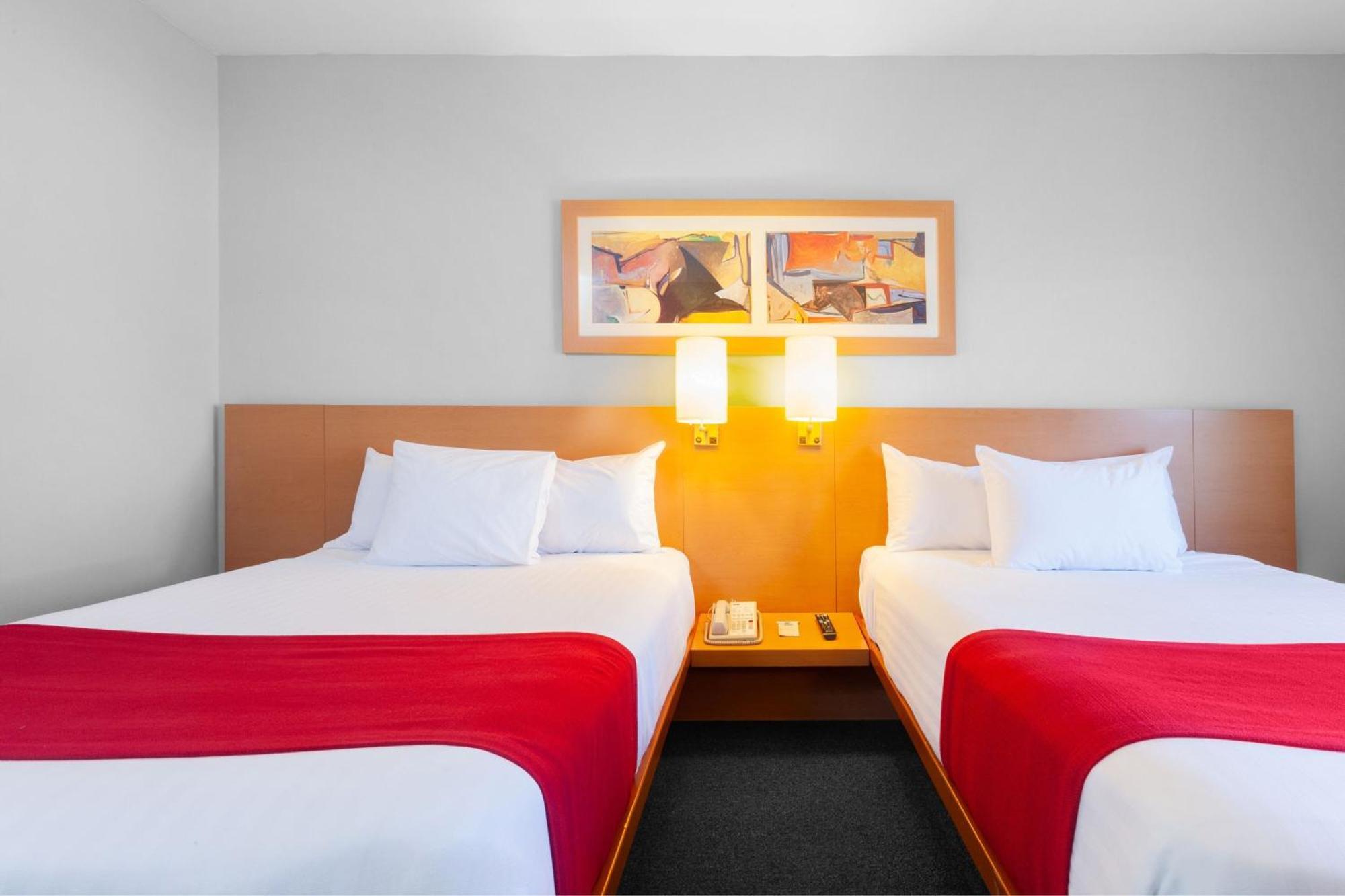 City Express By Marriott Celaya Parque מראה חיצוני תמונה