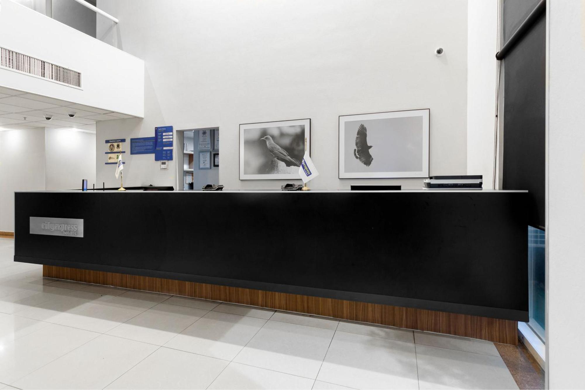 City Express By Marriott Celaya Parque מראה חיצוני תמונה